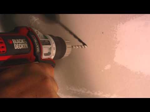 How to Use Plastic Drywall Anchors for Lightweight Wall Mounting