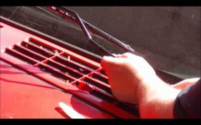 How to Remove a Windshield Wiper Arm on a Jeep Cherokee
